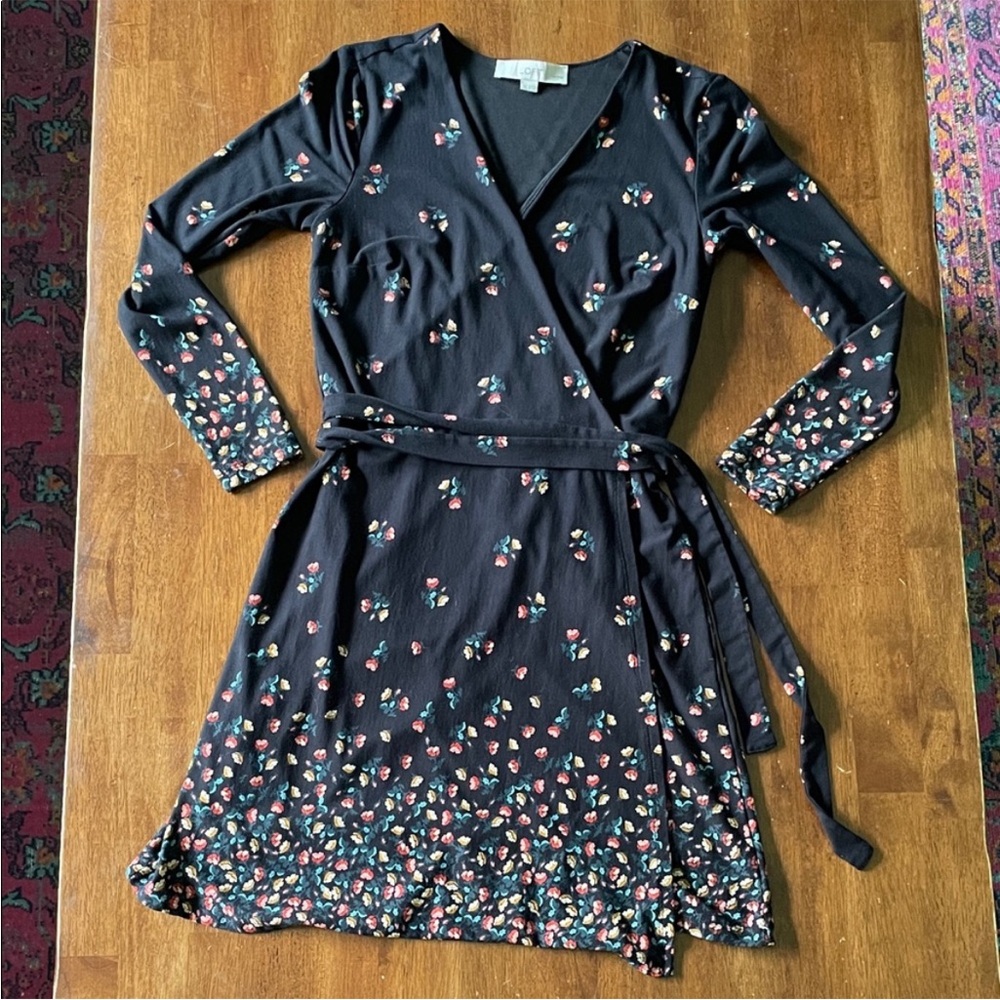 LOFT Petaled Wrap Dress - Size XXS Petite - Picture 3 of 6